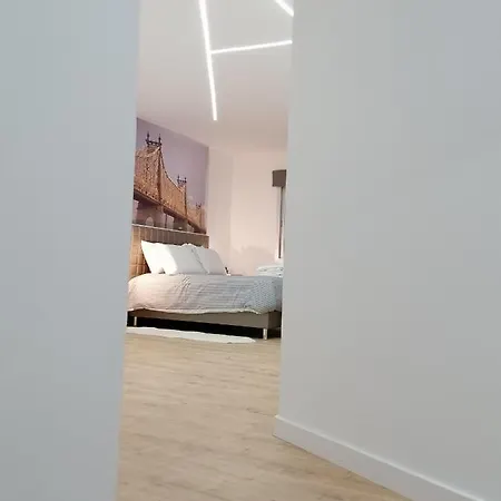 Apartment Purple Orange Luxury Suites Nicosia