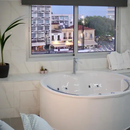 Apartment Purple Orange Luxury Suites Nicosia