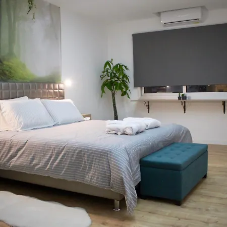Purple Orange Luxury Suites * Nicosia